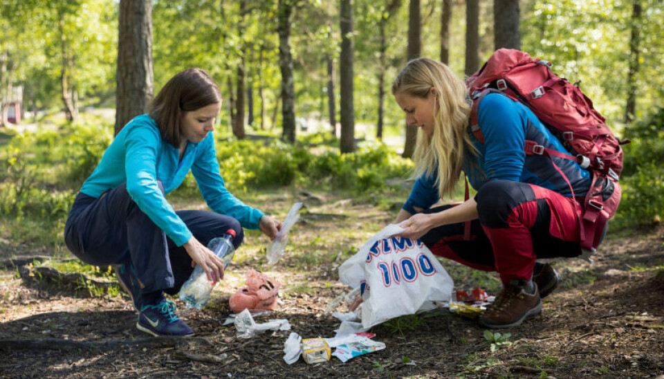 Allemannsretten gir oss rett til mye, men den innebærer også noen plikter. En av pliktene er å ta vare på naturen, og ikke la det ligge igjen spor etter oss.
