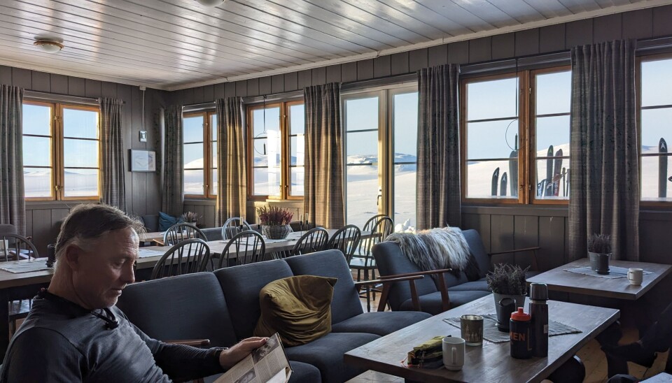 Christopher Solheim-Allen er den tredje faste guiden i den 70-årige historien til den ene gjenværende DNT Hardangervidda tur med hundespannfølge.