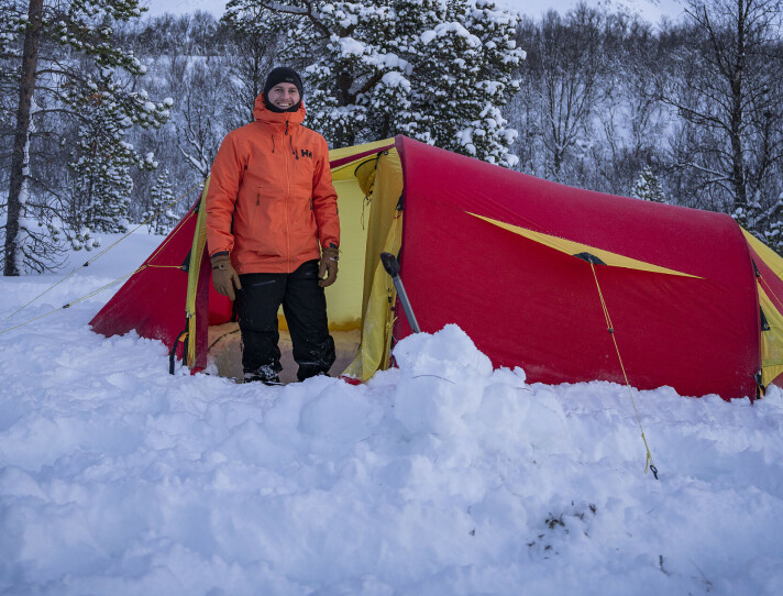 – Min erfaring er at den psykiske helsen har godt av å komme seg ut, og kanskje særlig om vinteren, sier Mats Grimsæth, eventyrer og Helly Hansen-ambassadør.